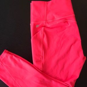 Fabletics 7/8 leggings with pockets